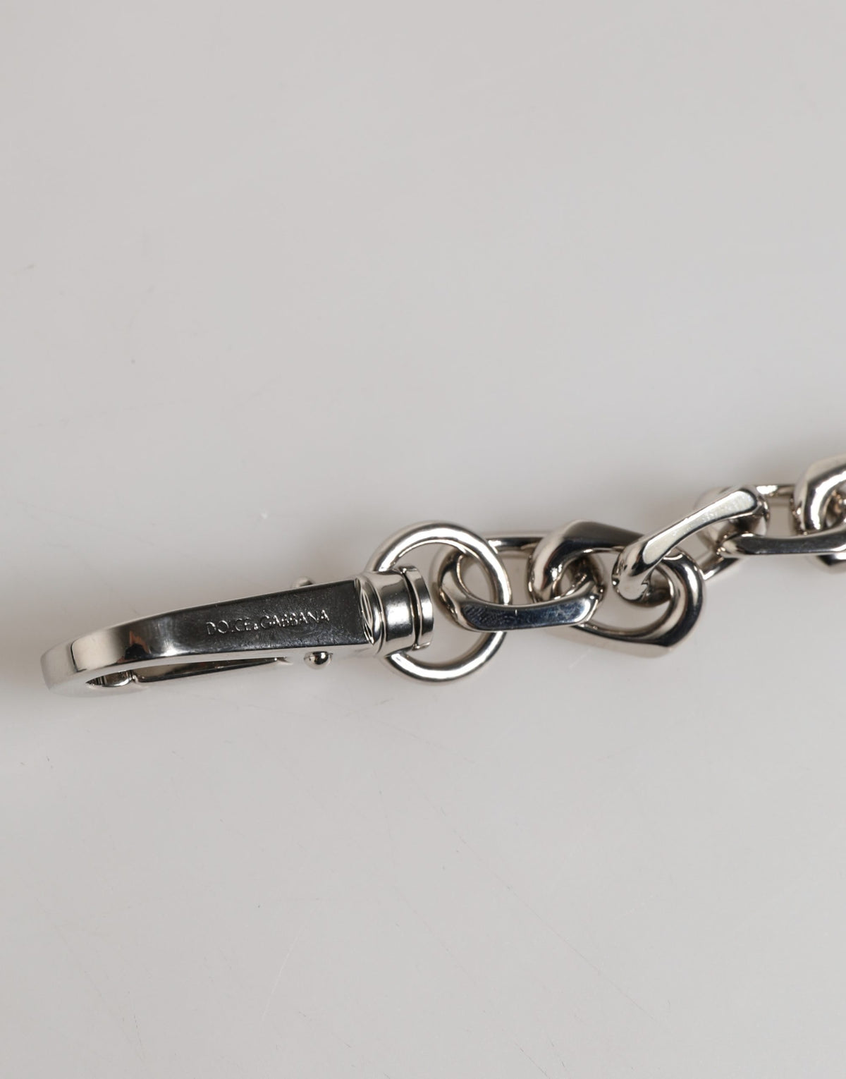 Bracelet Dolce & Gabbana femme chaîne en métal argenté et perles grises – SMY11427