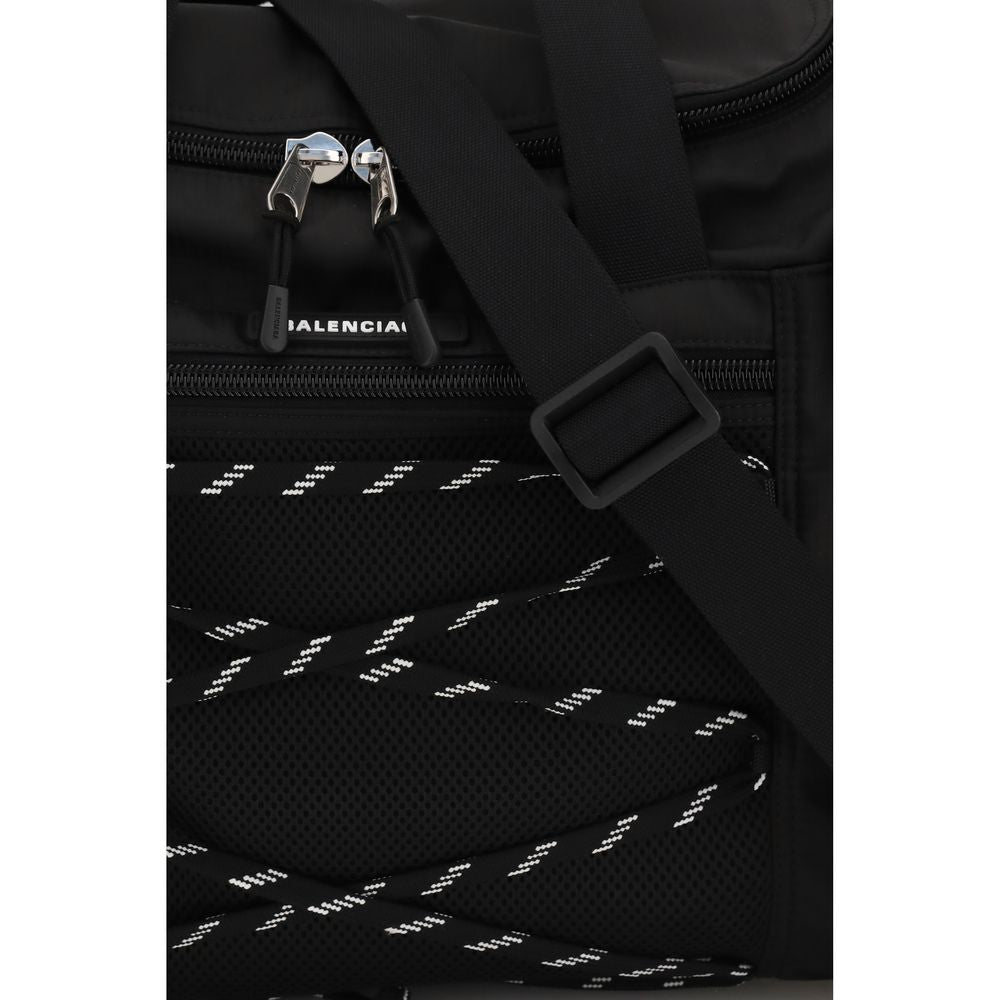 Balenciaga Hyke Gym – Sac Bandoulière Cuir de Veau Noir Logo Doré SS26