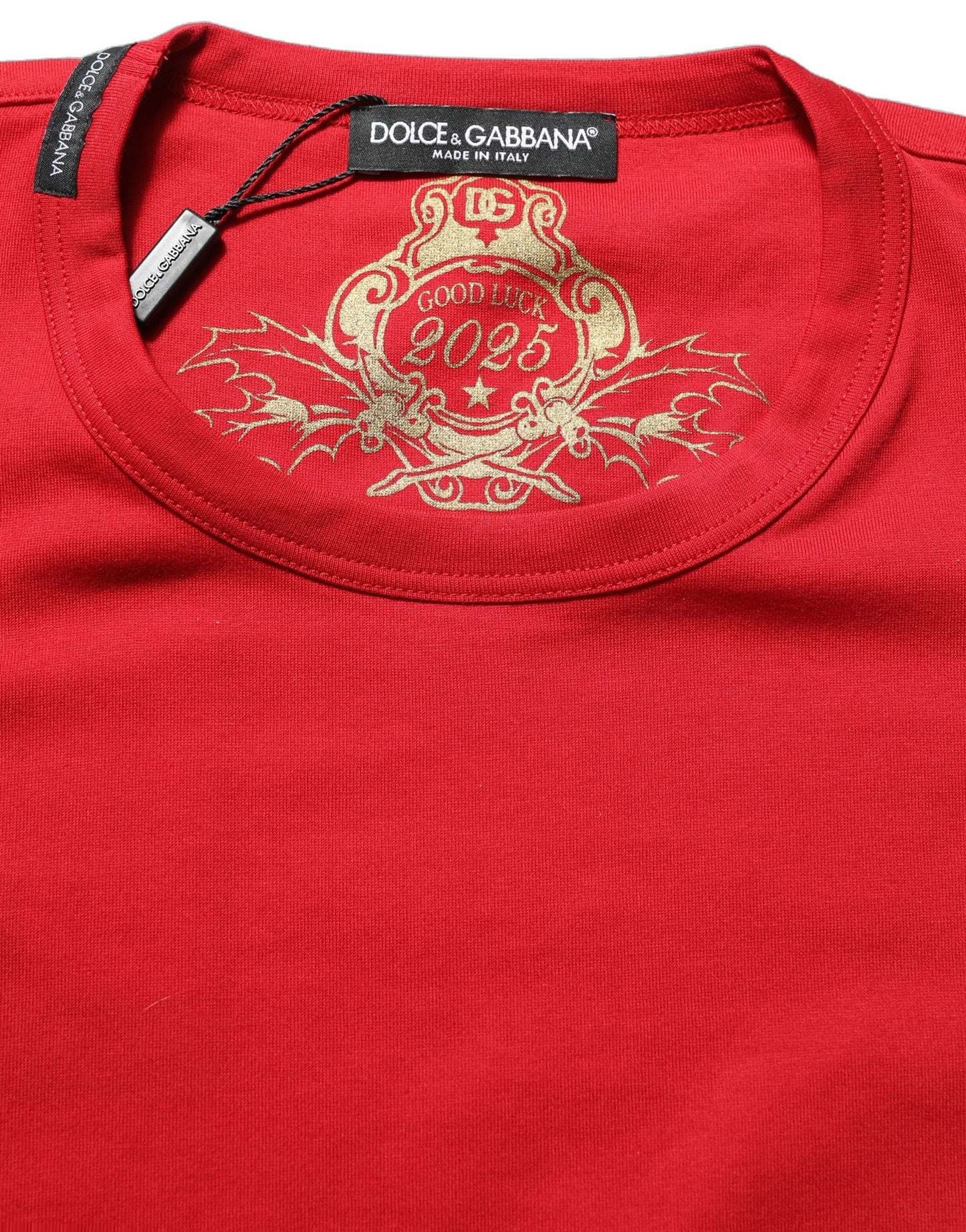 T-Shirt Dolce & Gabbana Goodluck 2023 Rouge Coton Col Rond Homme – Authentique | HBPS Fashion