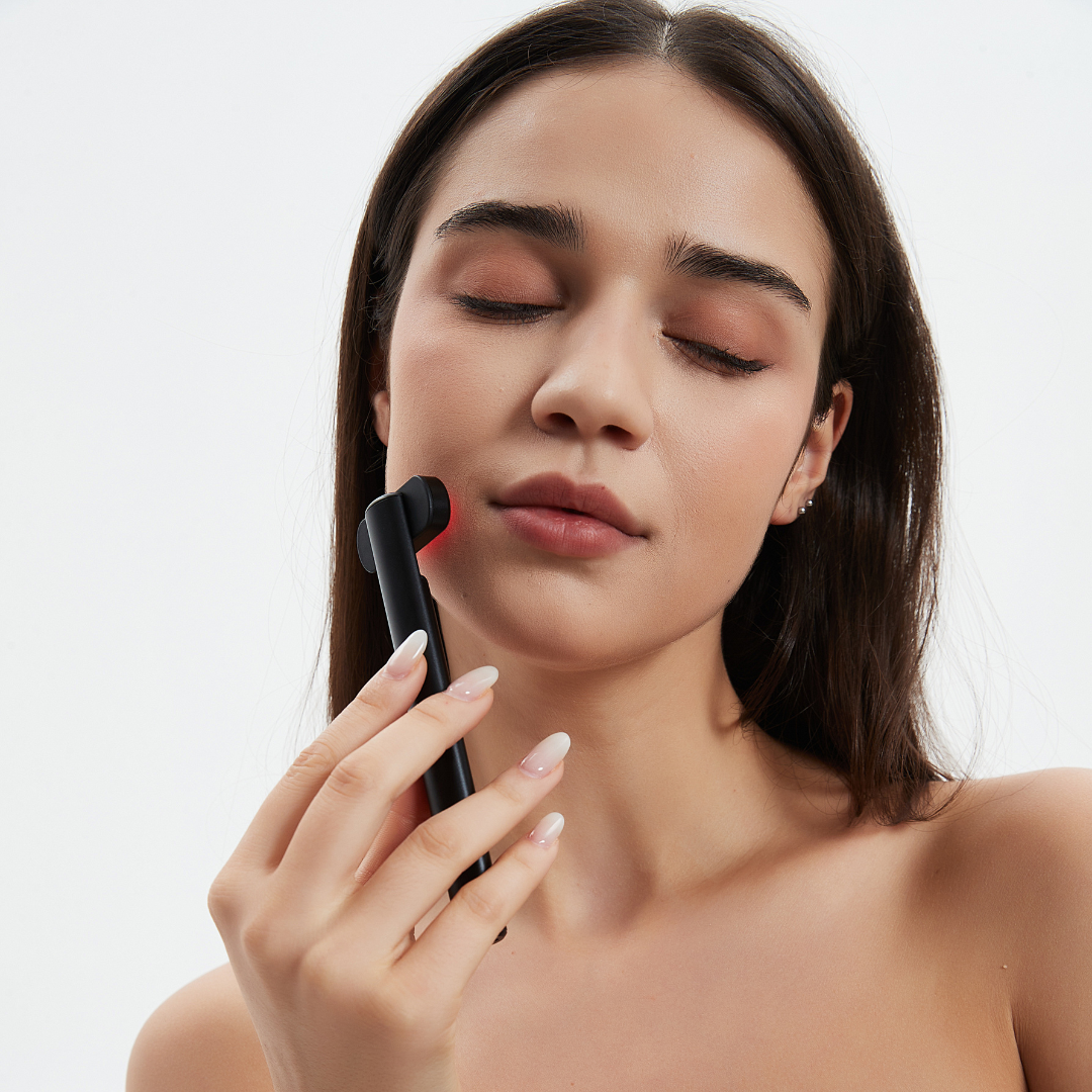 ETERNAS® Dispositivo LED Microvibración y Microcorriente con Terapia de Calor