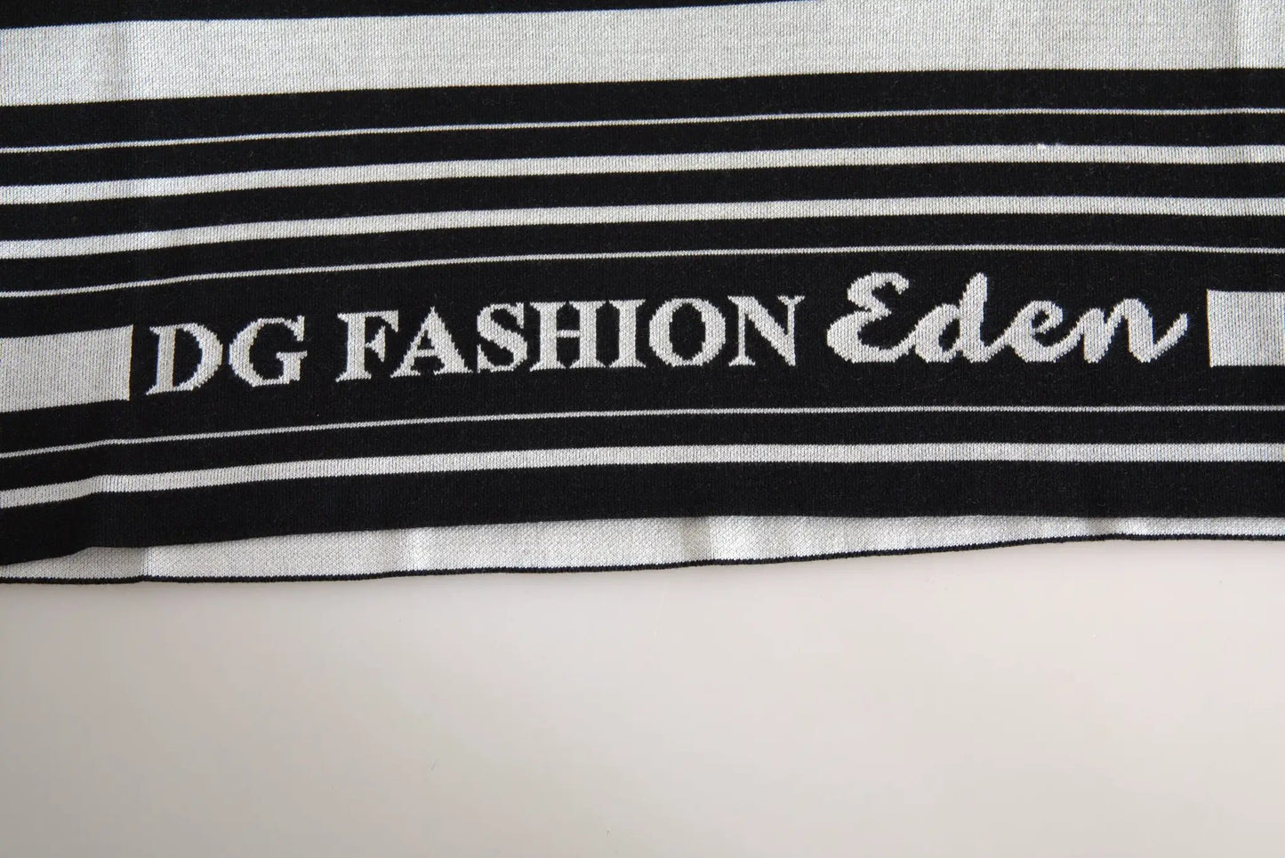 Dolce & Gabbana White Cotton DG Fashion Crew Neck Tee T-shirt by Dolce & Gabbana
