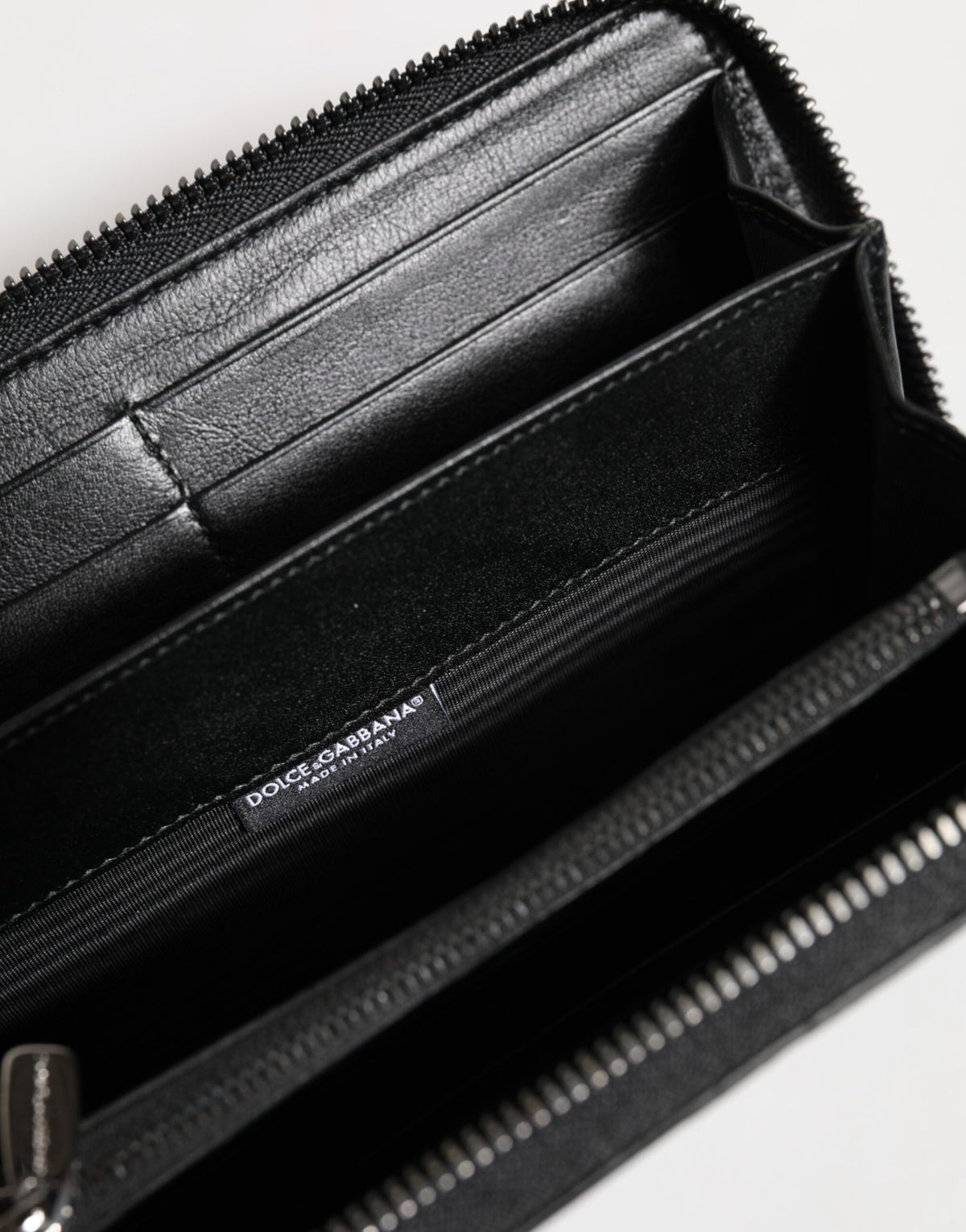 Portefeuille continental zippé Dolce & Gabbana homme en cuir noir – BAG4700