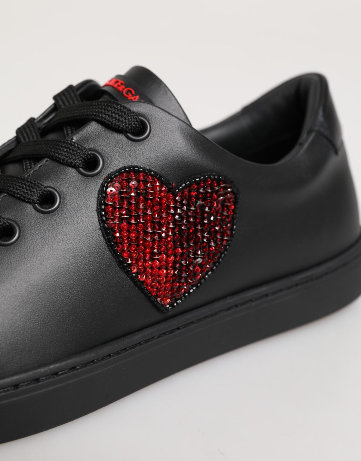 Baskets Dolce & Gabbana femme cœur en cristaux en cuir noir – LA12922