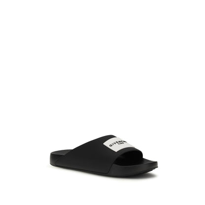 Givenchy – Mules Label Slide en Caoutchouc Noir | Design Asymétrique | AW26