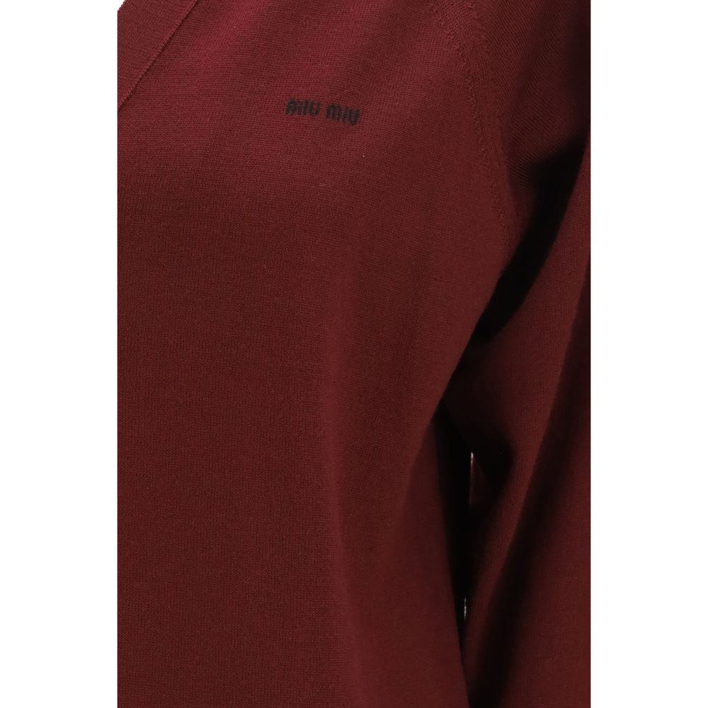 Miu Miu Cardigan Bordeaux — Laine Vierge, Logo Brodé & Fermeture Boutons | AW26