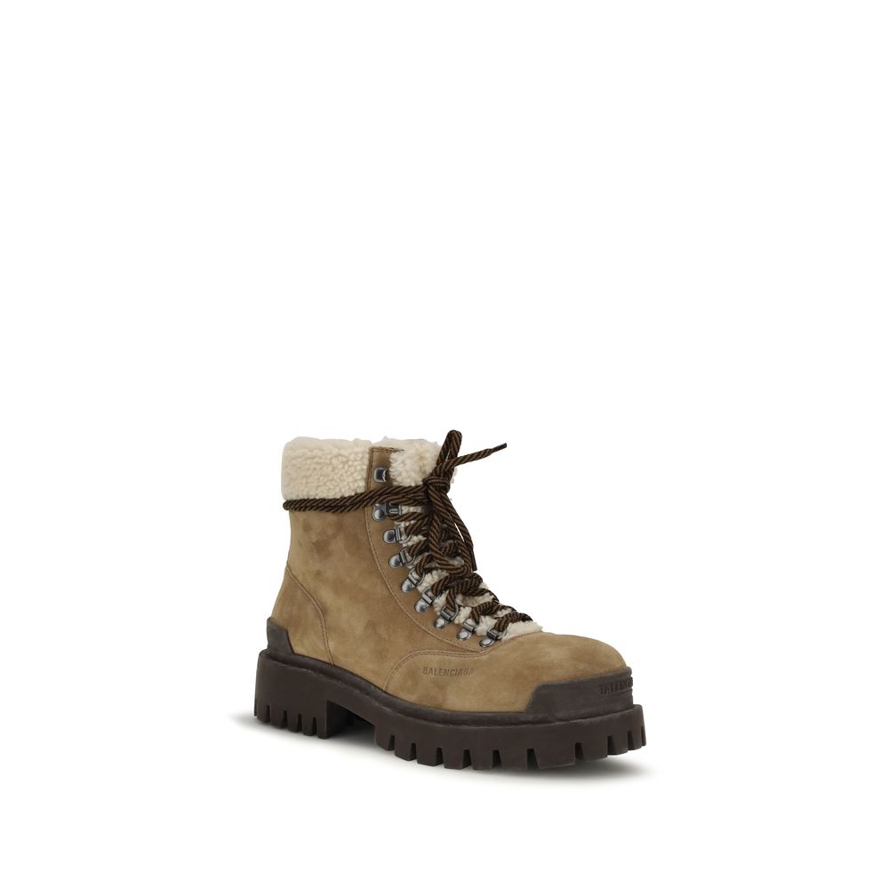 Bottines Balenciaga homme Combat Strike en cuir suédé beige – BA-A006QFWCG822290
