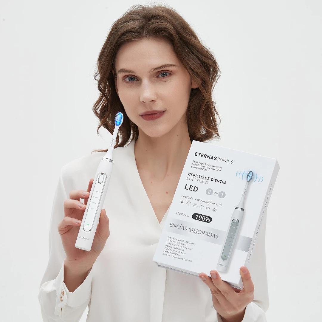 Cepillo de Dientes Eléctrico LED 2 en 1 by Eternas