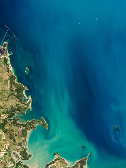 Waterlover Hydrating sun milk SPF50 by Perfumerías Padilla