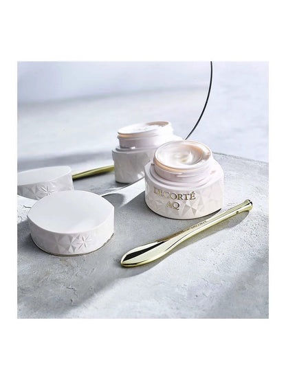 Decorte Aq Concentrate Neck Cream by Perfumerías Padilla
