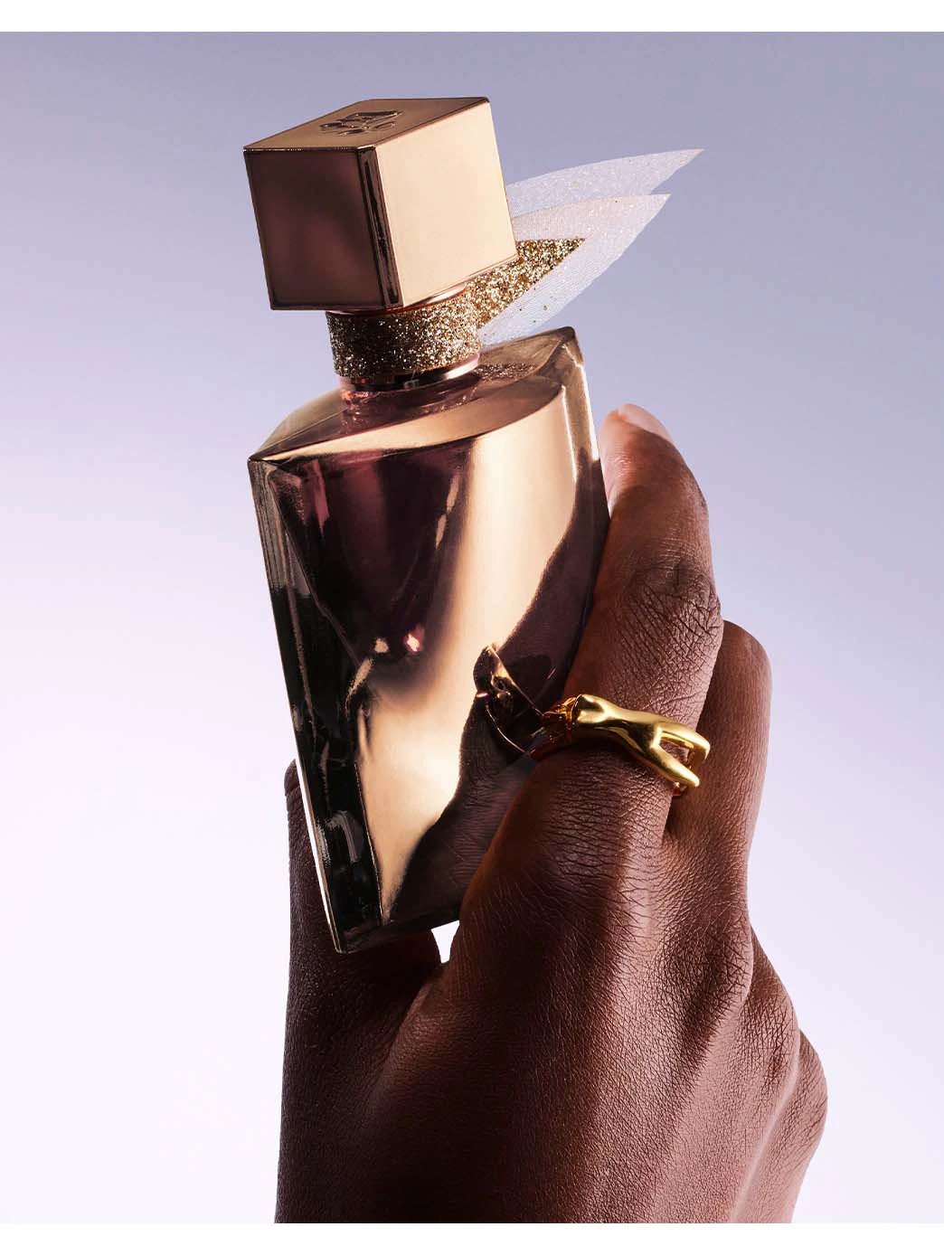 La Vie Est Belle L'Extrait by Perfumerías Padilla