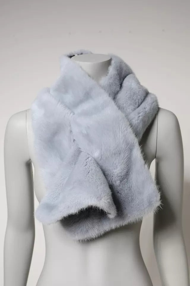 Col Dolce & Gabbana femme en fourrure de vison bleu poudré – MS7120