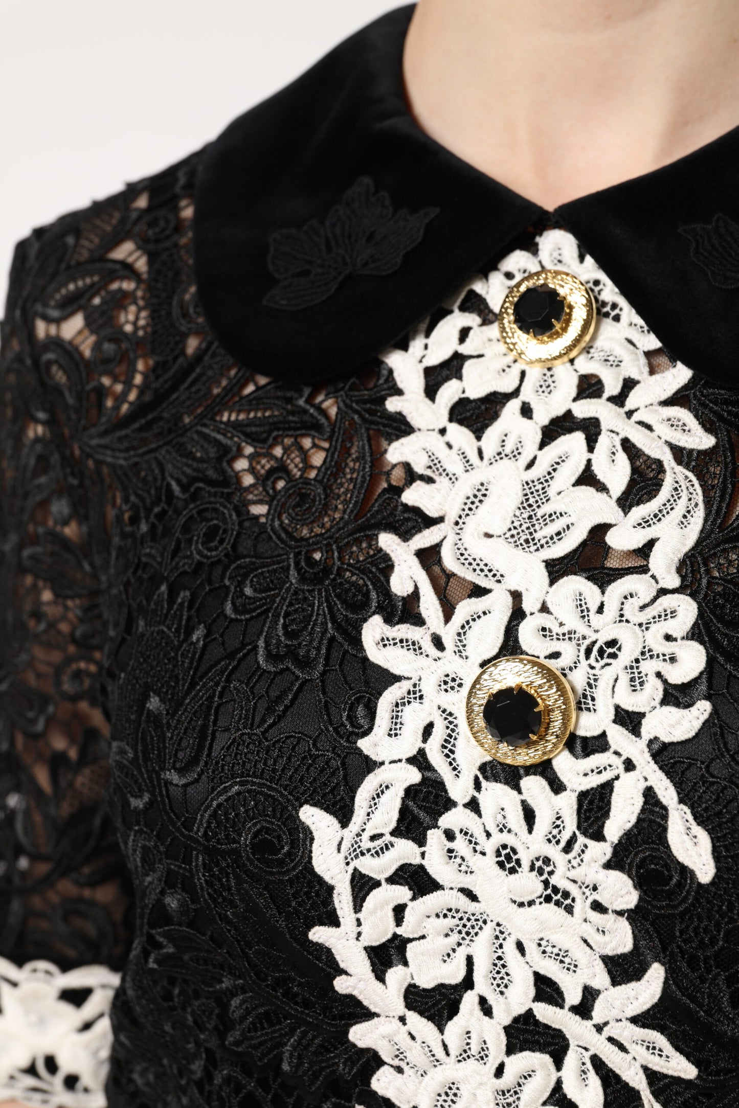Robe Mini Noire Dolce Gabbana Ornée de Dentelle Florale