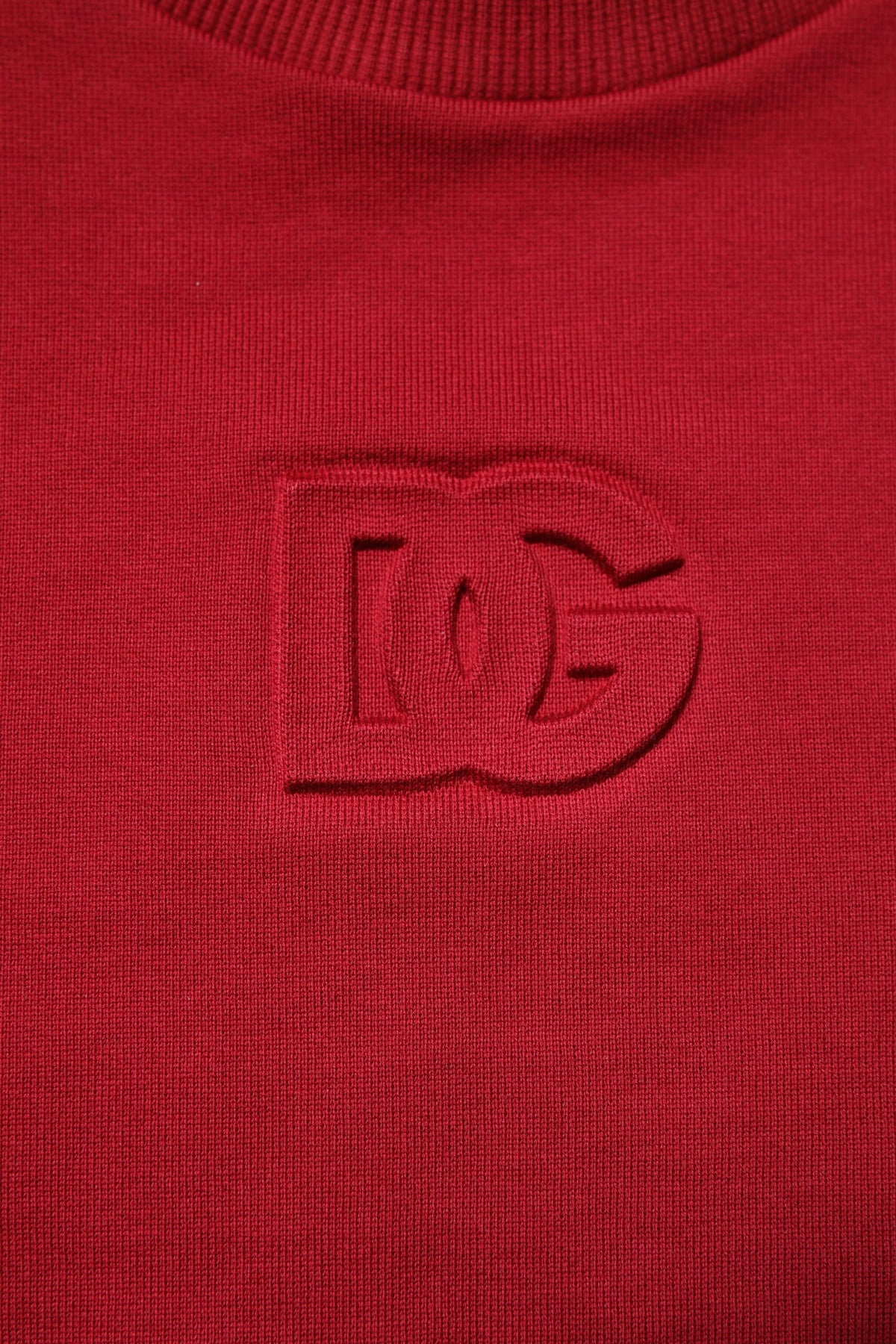 Pull Dolce & Gabbana homme col rond logo en relief en coton rouge – TSH90432