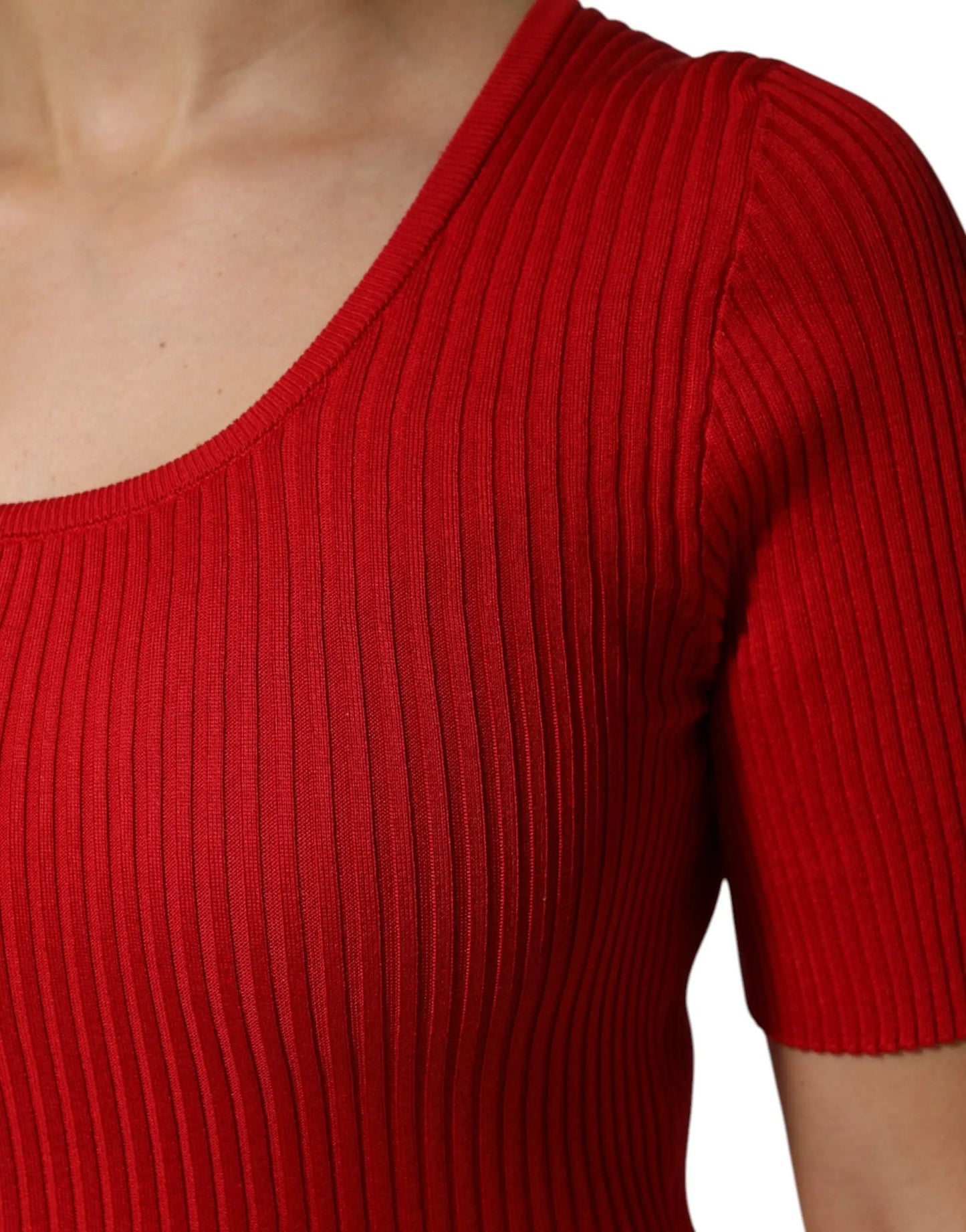 Dolce & Gabbana Red Round Neck Short Sleeves Pullover Top by Dolce & Gabbana