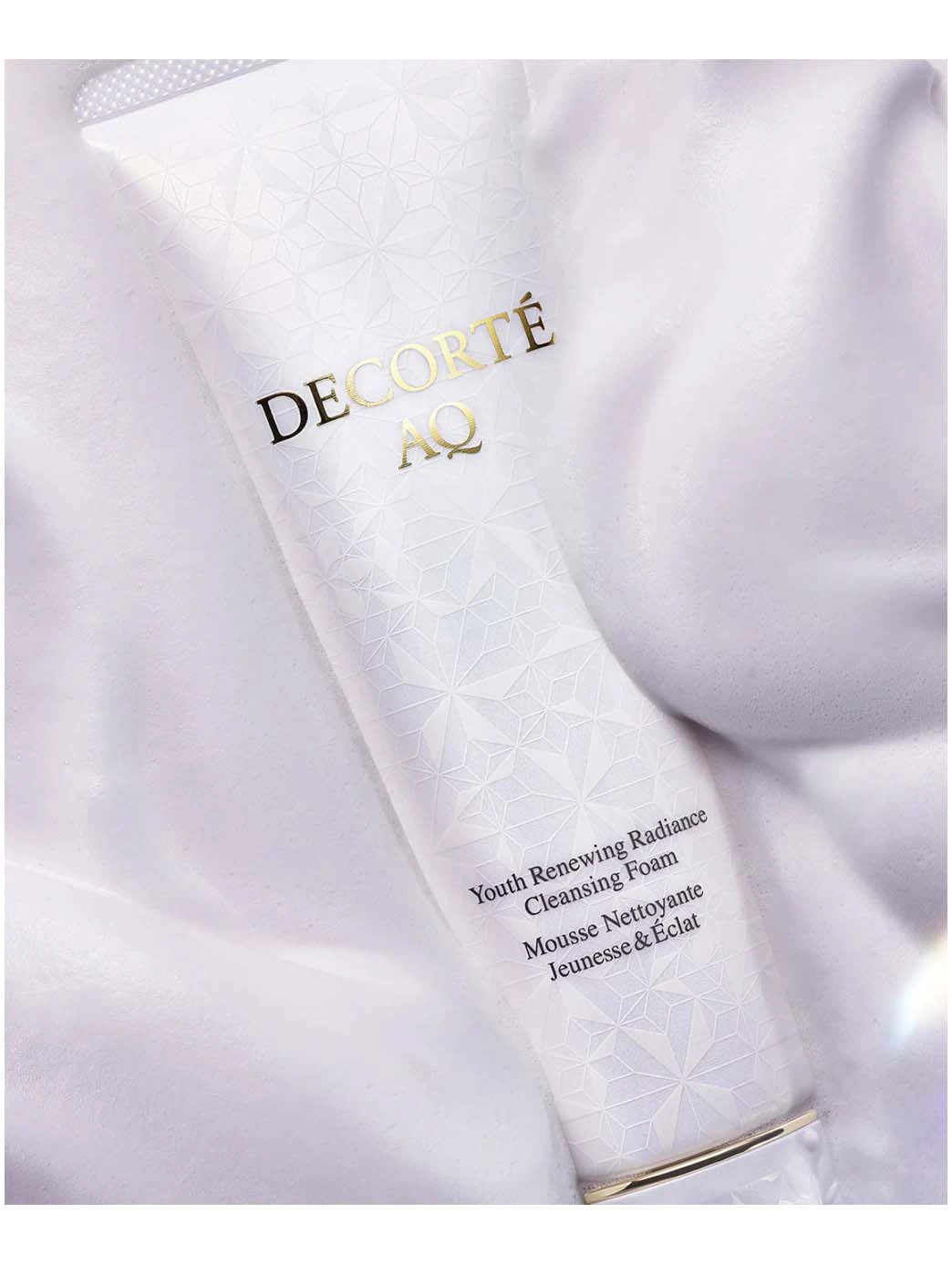 Decorte Aq Youth Enhancing Radiance Cleansing Water Gel by Perfumerías Padilla