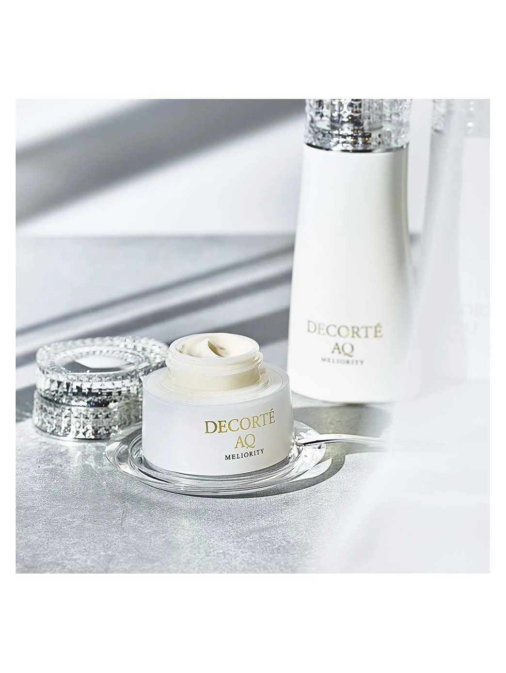 Decorte Aq Meliority Intensive Regenerating Day Cream by Perfumerías Padilla