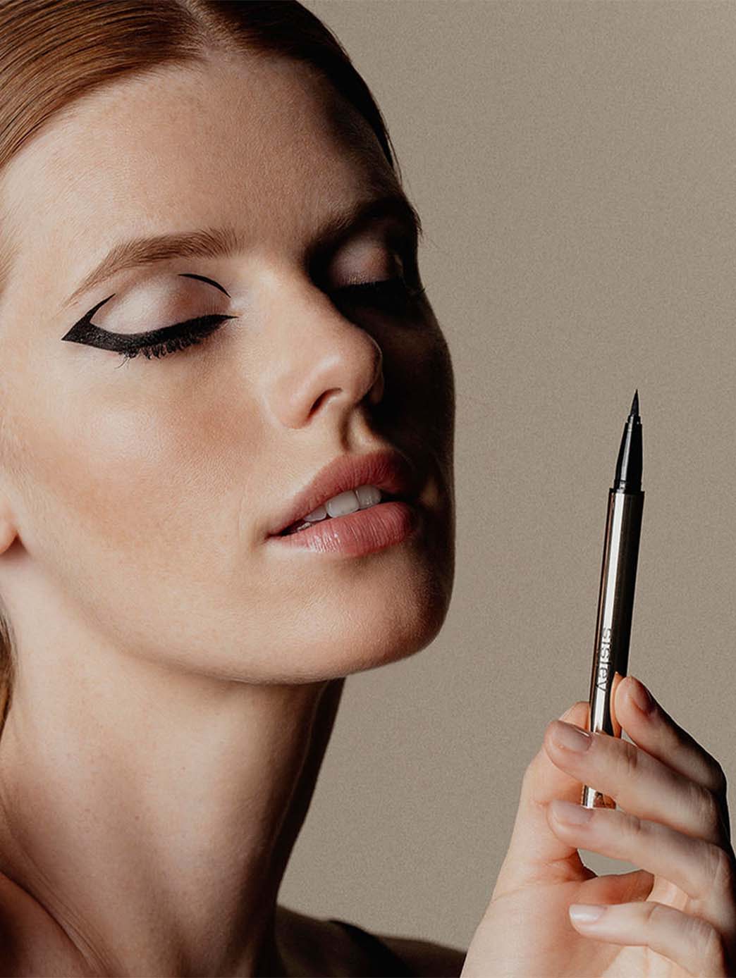 Delineador de ojos Ligne Noire - HBPS Beauty & Fashion
