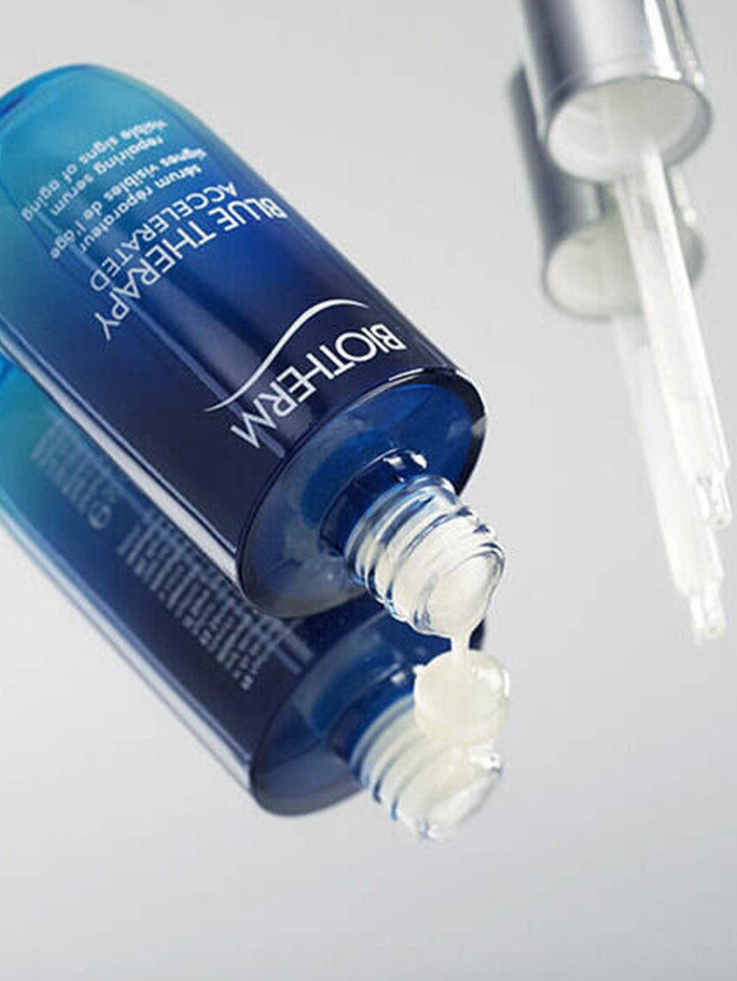 Blue Therapy Accelerated Sérum by Perfumerías Padilla